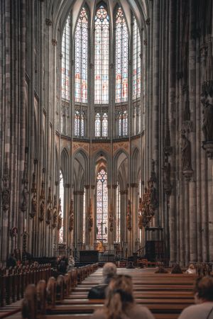 Sakrale Räume erschließen: Im Kirchenraum als Pilger unterwegs - eine spirituelle Kirchenführung